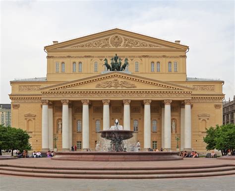  Teatro Bolshoi: เตรียมพบกับความวิจิตรงดงามของโรงละครที่เก่าแก่ที่สุดในมอสโก!